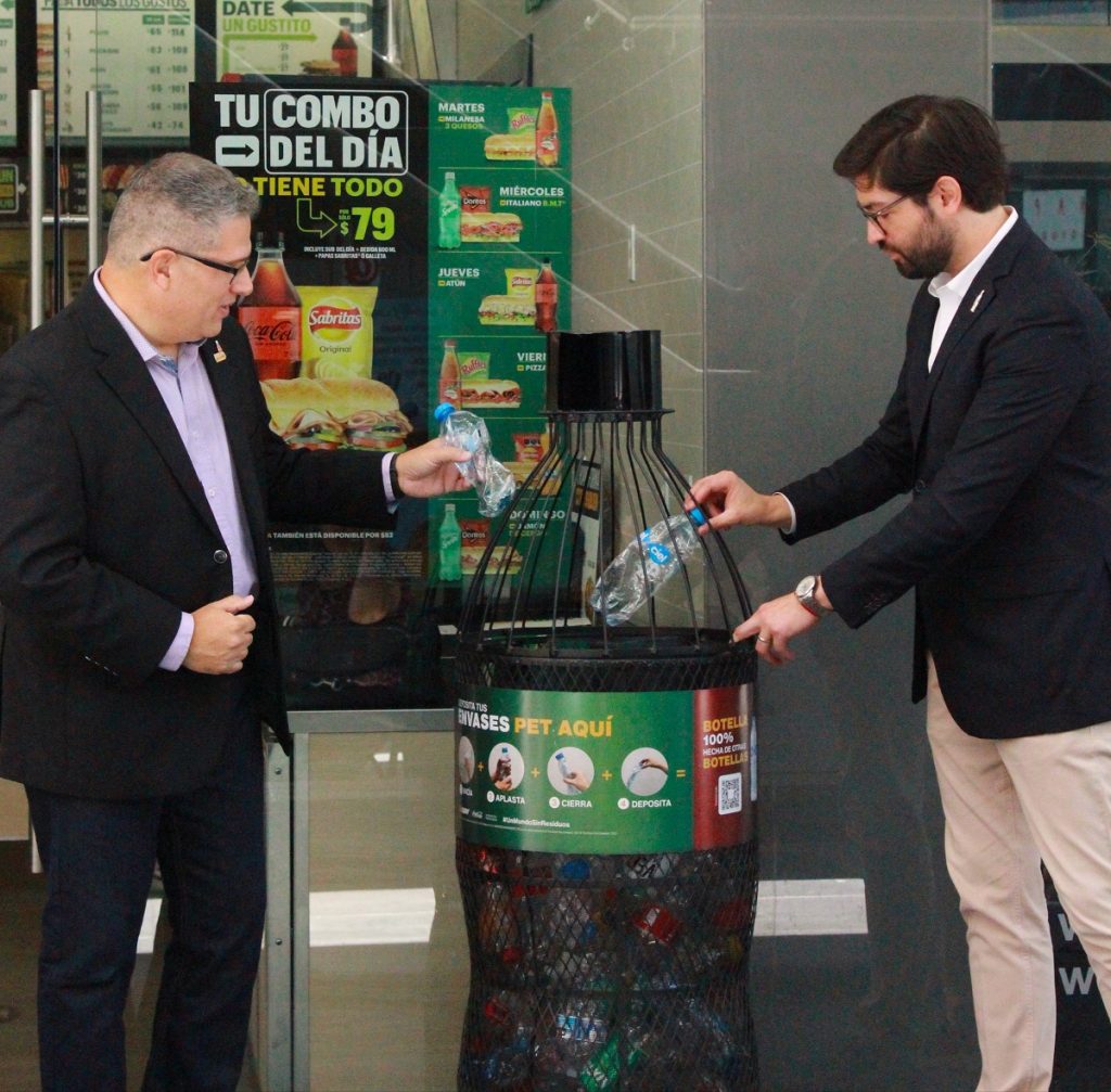 Subway y la Industria Mexicana de Coca-Cola emprenden acciones para apoyar el reciclaje de botellas PET