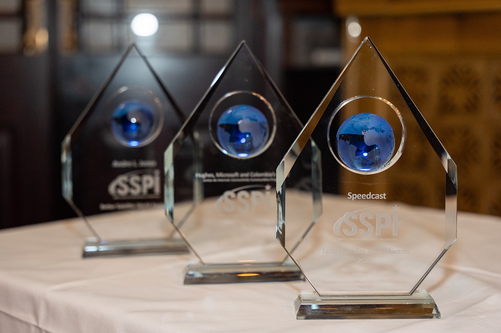Hughes recibe el premio Better Satellite World 2024 por conectar comunidades y transformar vidas